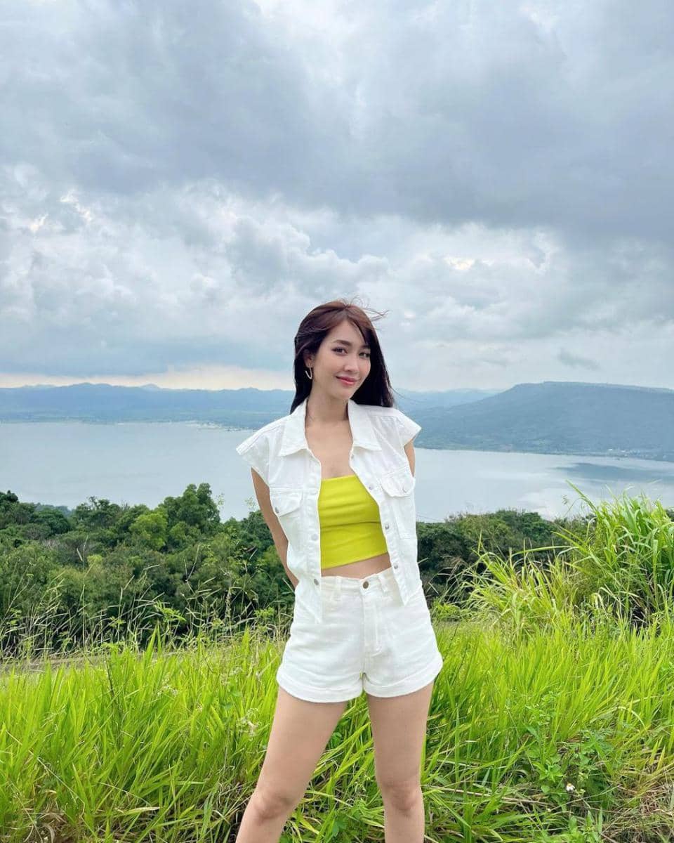 outfit Min Pechaya (instagram.com/minpechaya)