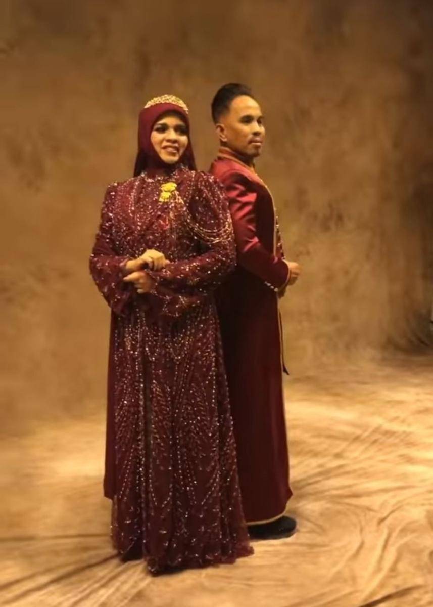 Geni Faruk dan Halilintar Asmid di resepsi pernikahan Thariq Halilintar dan Aaliyah Massaid. (Instagram.com/dindafirdausa.atelier)