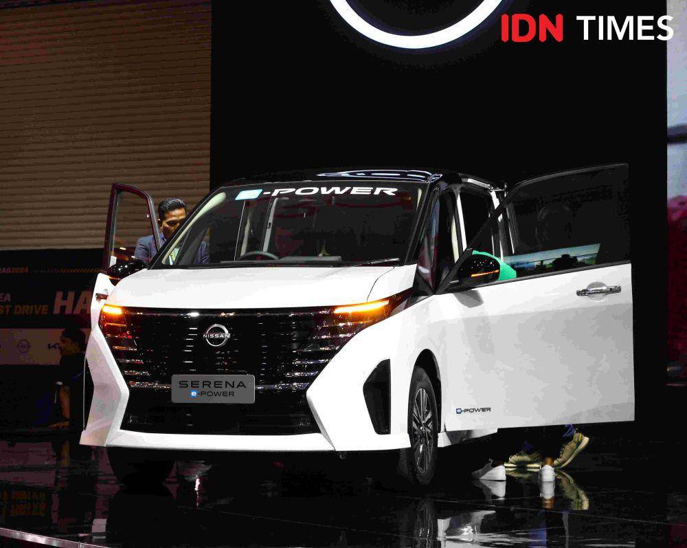 ilustrasi Nissan Serena e-Power di GIIAS 2024 (IDN Times/Muhammad Raffash)