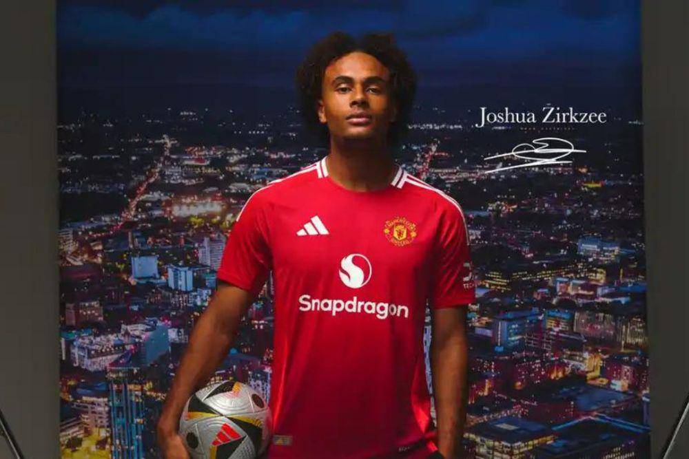 Joshua Zirkzee, striker baru Manchester United pada musim panas 2024. (manutd.com)