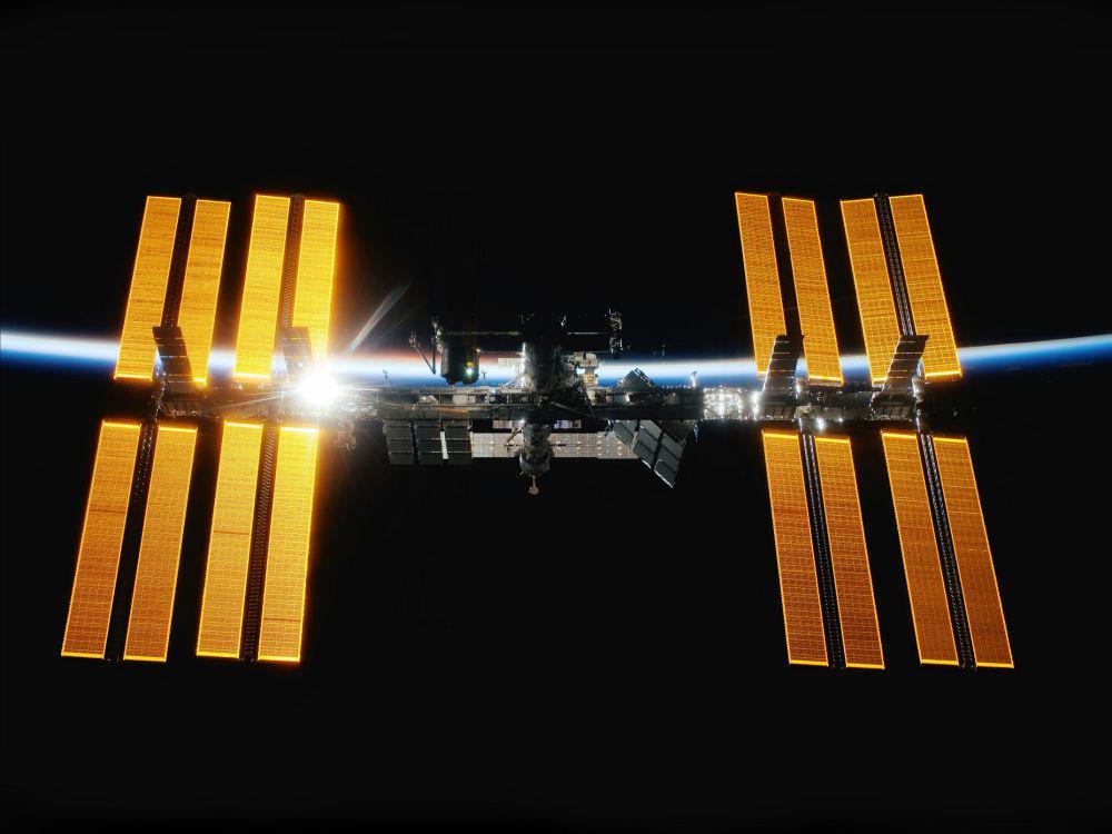 SpaceX Milik Elon Musk Jalankan Misi Penyelamatan Astronot NASA