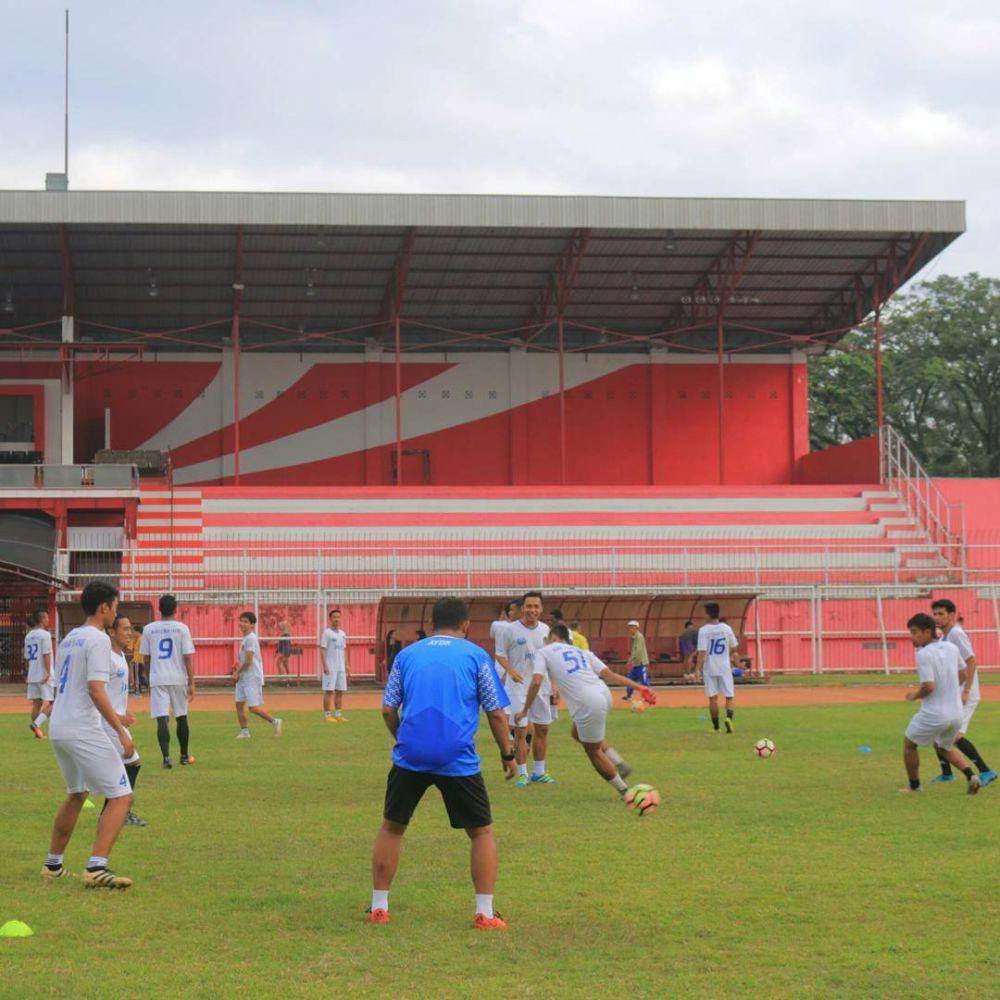 Tim PSIM Jogjakarta saat berlatih di Stadion Soepriadi Blitar. IDN Times/ istimewa