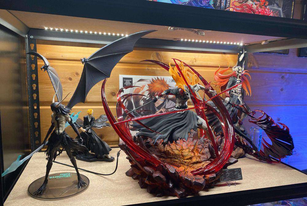 potret koleksi figur aksi Bleach (reddit.com/user/bruh-walter-moment)