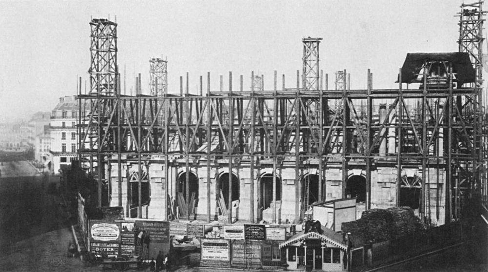 konstruksi Palais Garnier (commons.wikimedia.org/Charles Garnier)