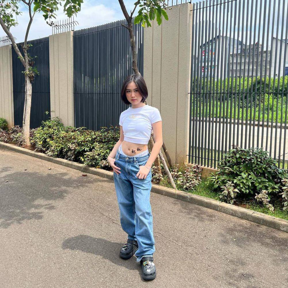 outfit Michelle Christo (instagram.com/michelleeeck99)