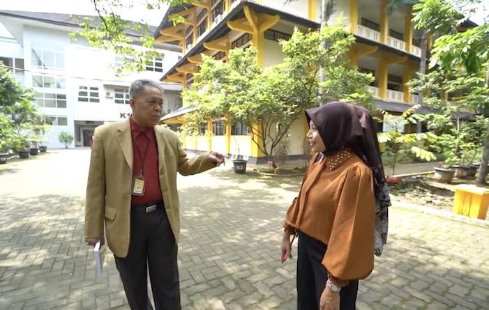 Guru Besar Bidang Nilai Etika dan Kebijakan Pembangunan Fakultas Ilmu Sosial dan Ilmu Politik (FISIP) Universitas Negeri Semarang (Unnes), Profesor. Dr. Eko Handoyo M.Si, pendidik sekalis penyuluh anti korupsi. (dok. Unnes)