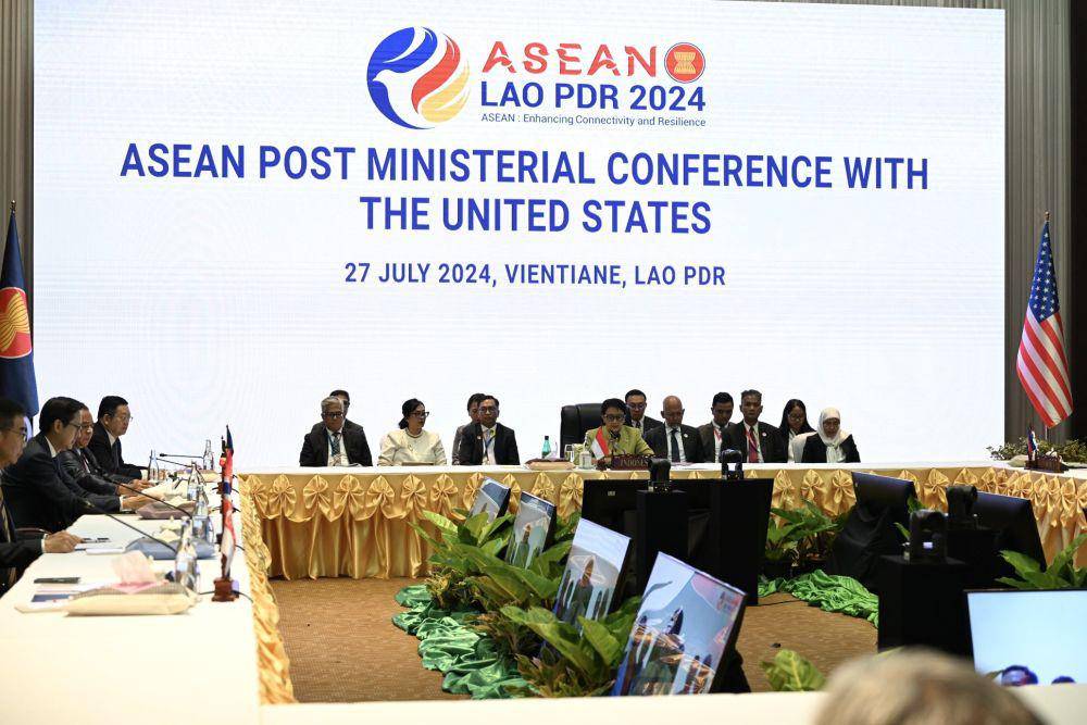 Menteri Luar Negeri RI Retno Marsudi pimpin pertemuan Menlu ASEAN-AS. (dok. @ASEAN)