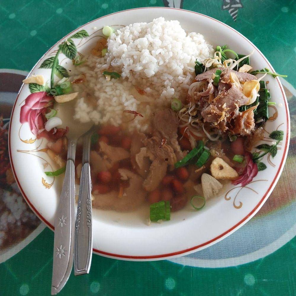 sop senerek (commons.wikimedia.org/Risanprasetyo)