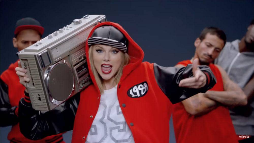 cuplikan MV 'Shake It Off' - Taylor Swift