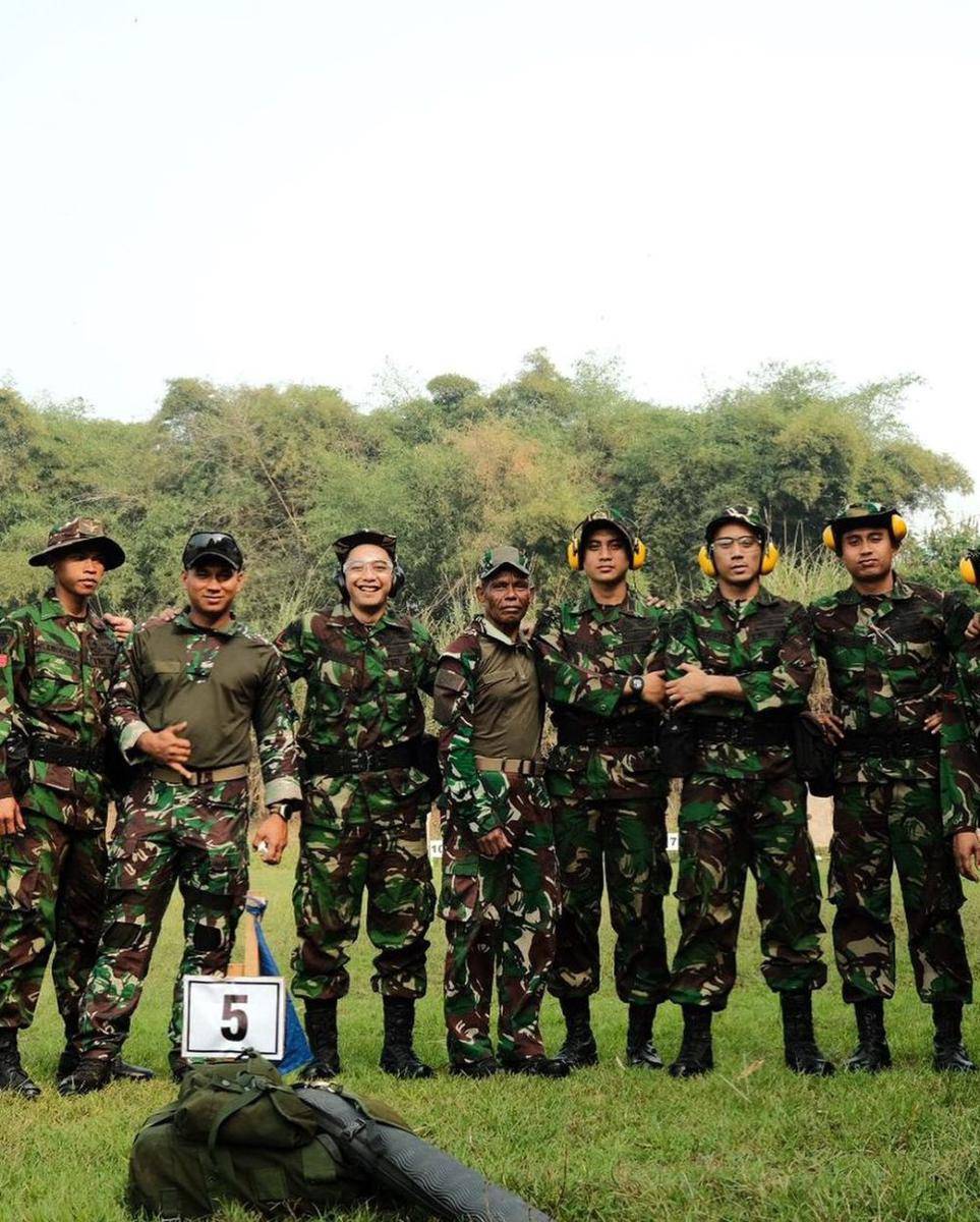 Daffa Wardhana latihan militer dengan Kopasssus (instagram.com/daffawardhana)