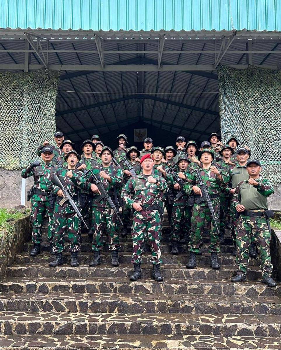 Daffa Wardhana latihan militer dengan Kopasssus (instagram.com/daffawardhana)