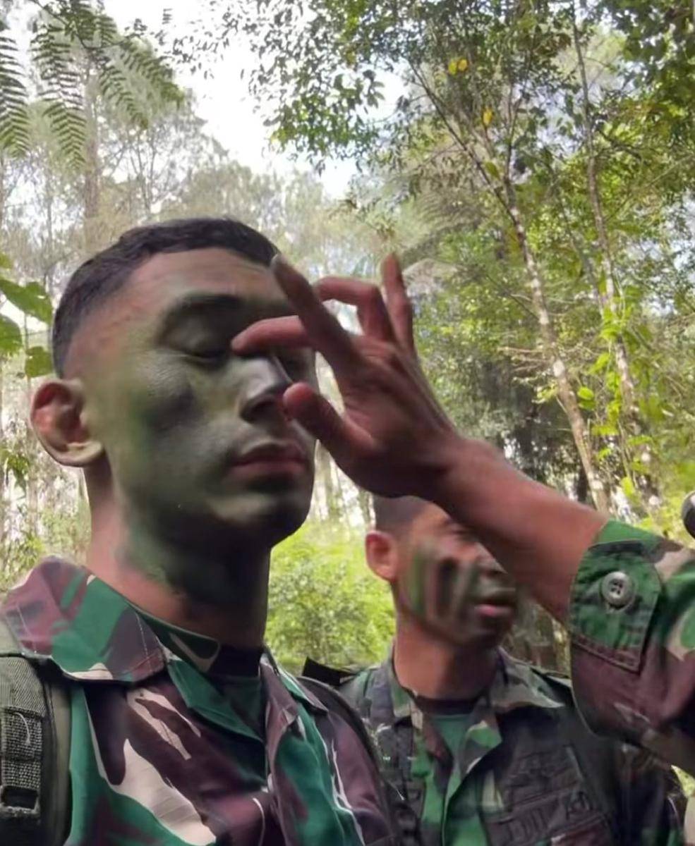 Daffa Wardhana latihan militer dengan Kopasssus (instagram.com/daffawardhana)
