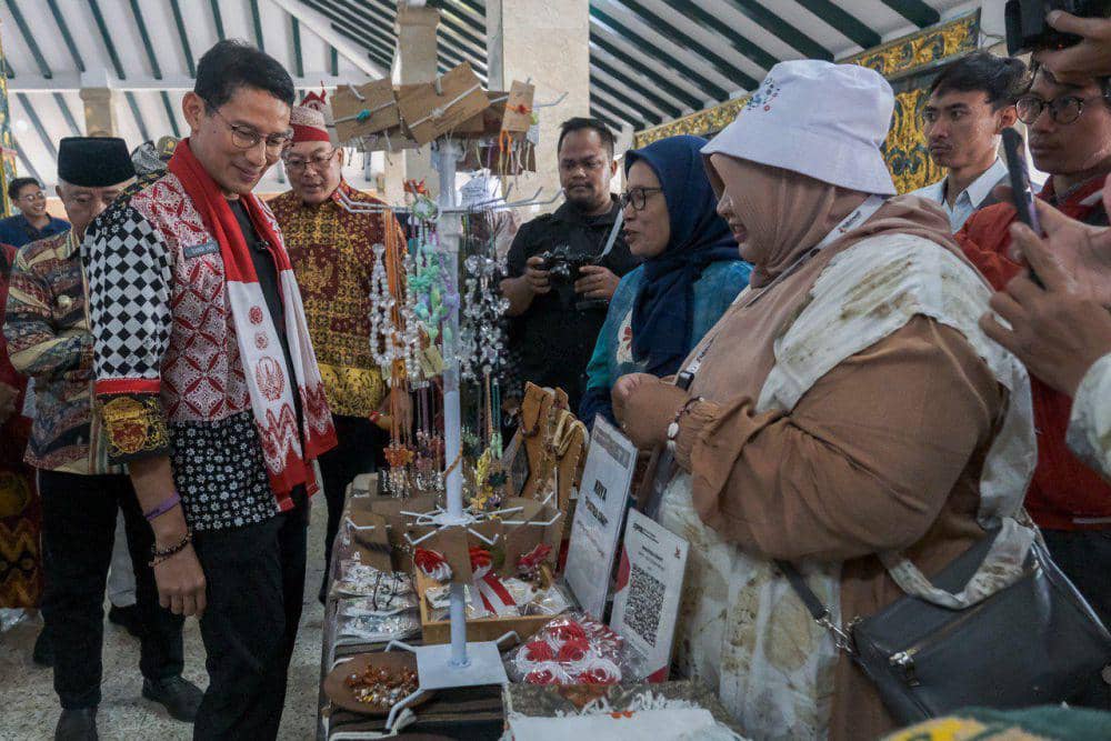 Menparekraf RI saat tiba di Pendopo Agung Kabupaten Malang. (IDN Times/istimewa)