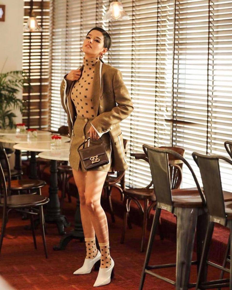 inspirasi OOTD formal ala Susan Sameh (instagram.com/susansameeh)