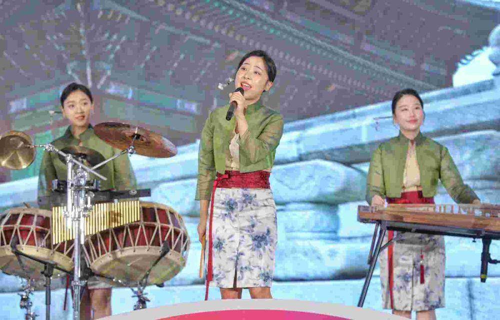 Kegiatan 2024 Seoul-Jakarta Friendship Festival di Korea 360 Main Atrium, Lotte Shopping Avenue, Jakarta Selatan. (Dok. Humas Pemprov DKI Jakarta)