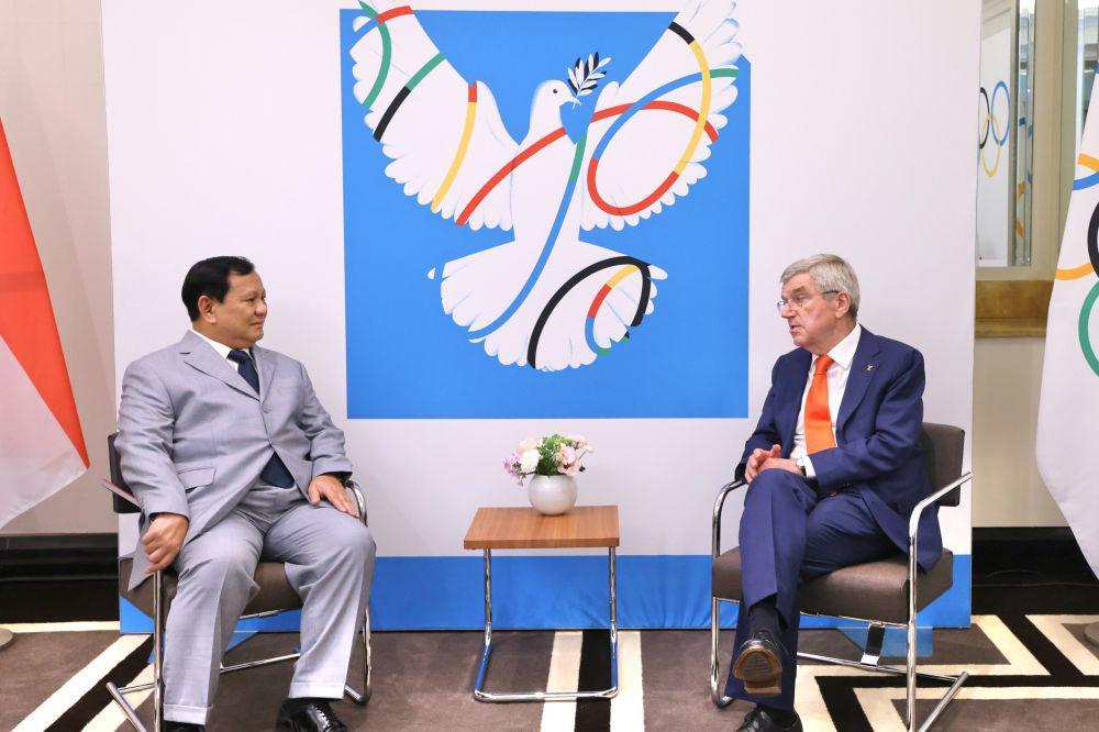 Presiden Komite Olimpiade Paris Bertemu dengan Prabowo