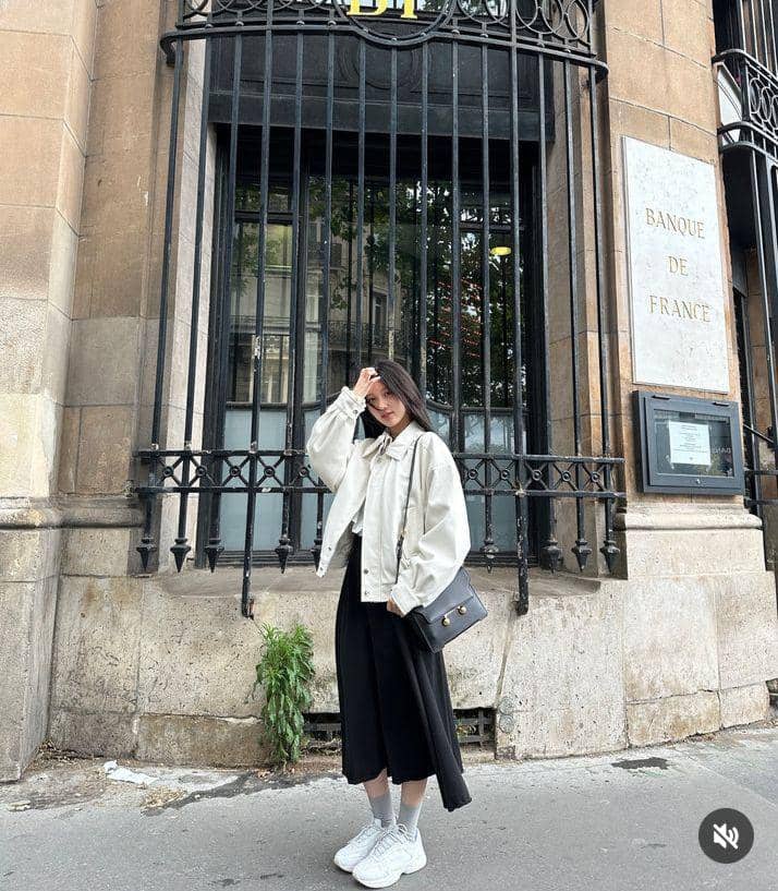 Gaeul IVE (instagram.com/fallingin__fall)