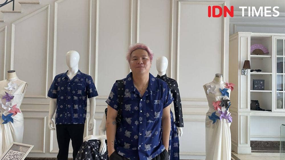 Peluncuran Koleksi "Siklus" oleh OE x Wilsen Willim: Kekuatan Kolaborasi yang Penuh Cerita" di OE flagship store, Bangka, Jakarta Selatan. (IDN Times/ Dina Fadillah Salma)