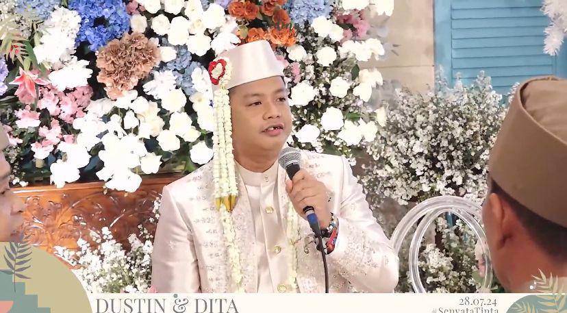 potret akad nikah Dustin Tiffani dan Ditha Rizky Amalia (youtube.com/Dustin Tiffani)