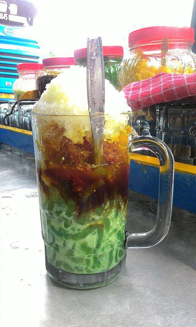 ilustrasi es cendol (commons.wikimedia.org/Gunawan Kartapranata)