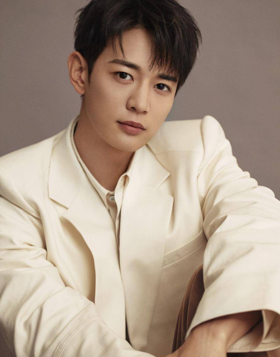 Minho SHINee (x.com/SHINee)