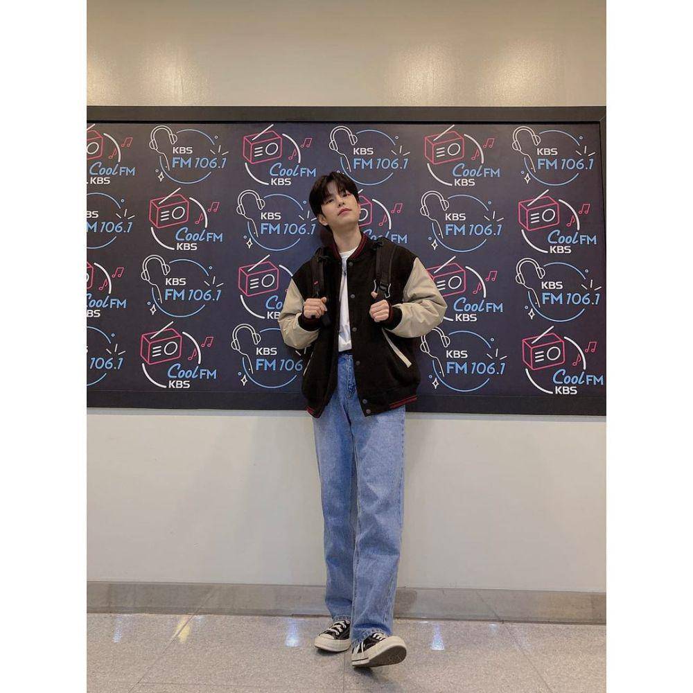 outer jaket ala Seungmin Stray Kids (instagram.com/realstraykids)