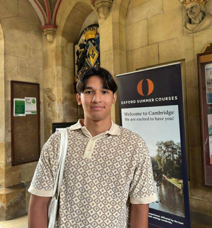potret Ardio Taulany yang baru selesai Summer School di Inggris (instagram.com/erintaulany)
