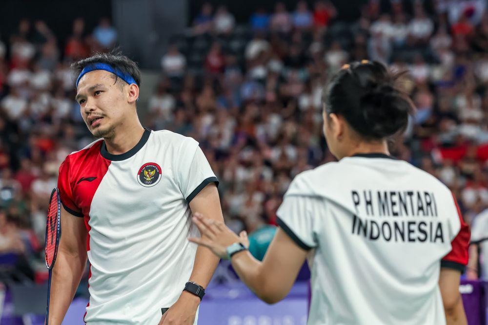Ganda campuran Indonesia, Rinov Rivaldy/Pitha Haningtyas Mentari di Olimpiade 2024 Paris (dok.PBSI/Badmintonphoto/Mikael Ropars)