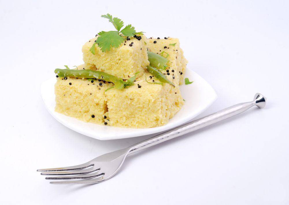10 Tips Membuat Dhokla, Camilan Vegetarian Khas India yang Nikmat