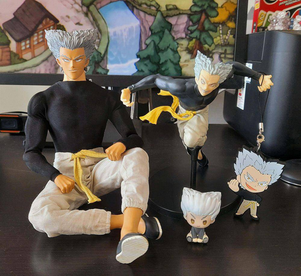 potret koleksi action figure One Punch Man (reddit.com/user/PaniniDanini)