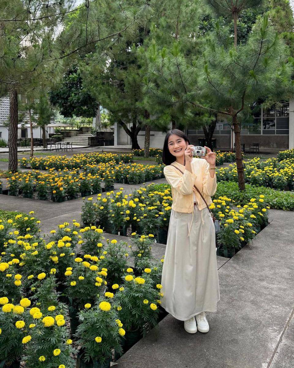 Inspirasi outfit ala Jesica Ceren (instagram.com/jesicaceren)
