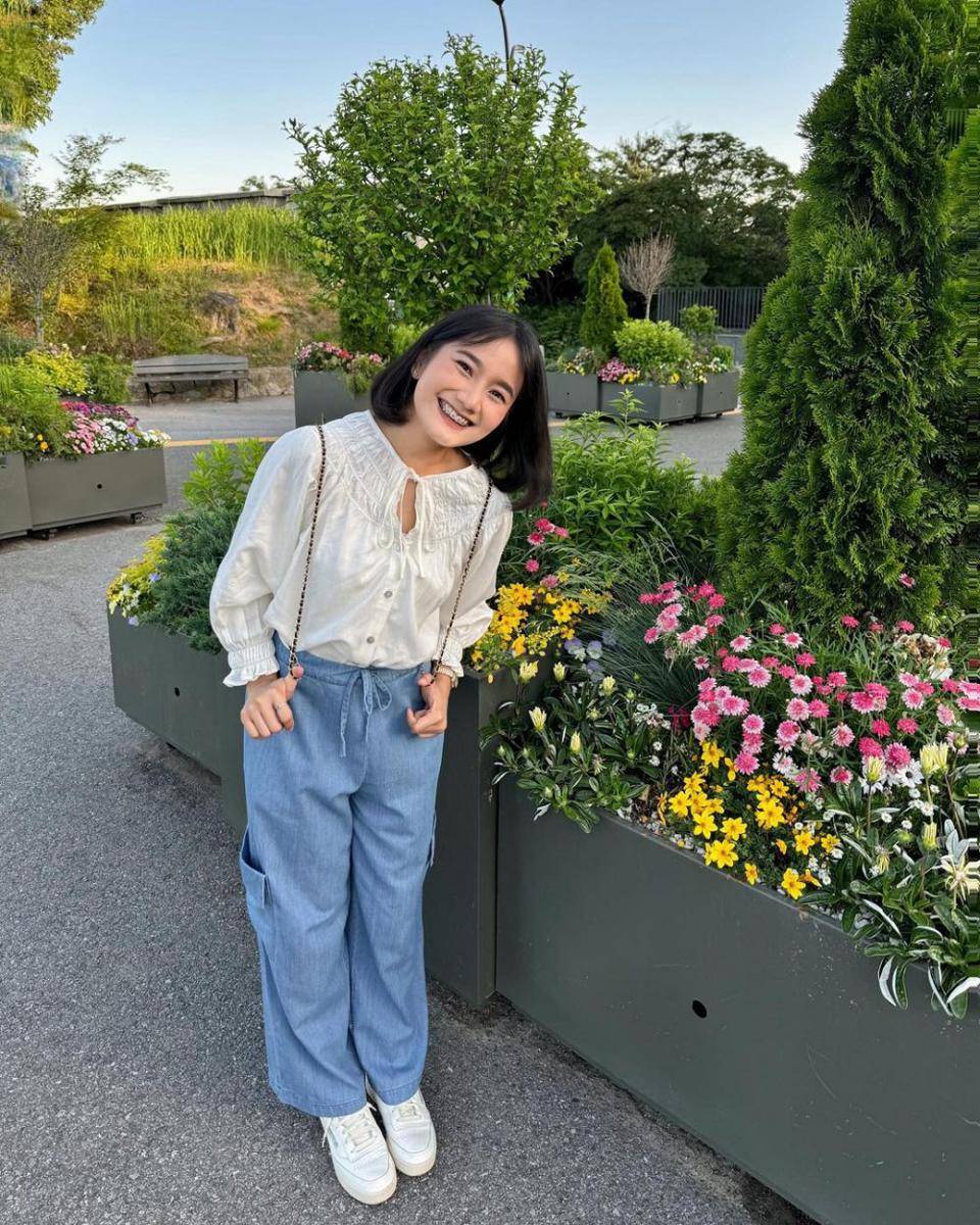 Inspirasi outfit ala Jesica Ceren (instagram.com/jesicaceren)