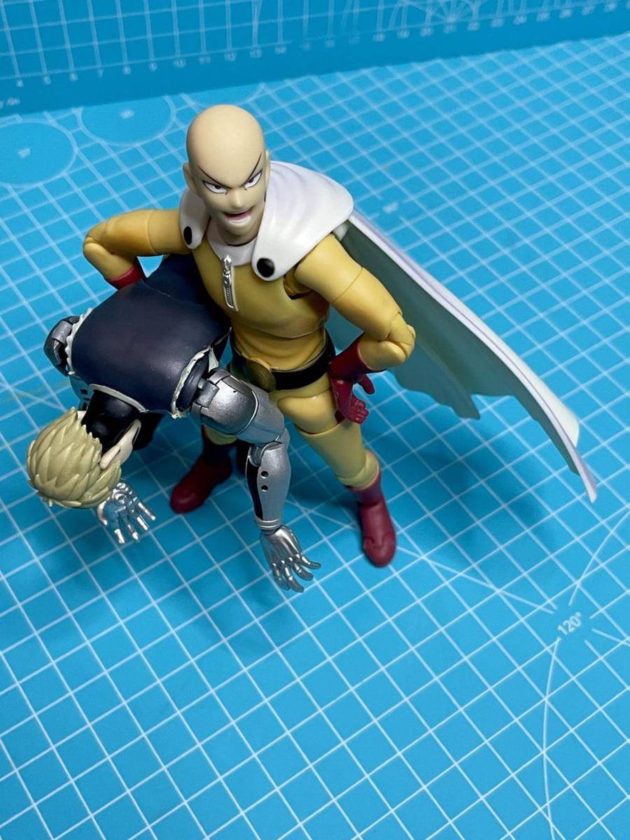 potret koleksi action figure One Punch Man (reddit.com/user/StudioJamesCao)