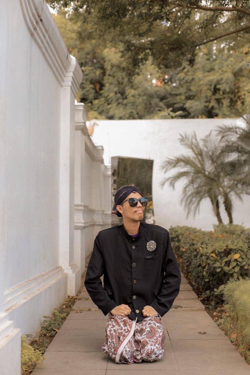 Foto yang diaplikasikan menggunakan preset Lightroom Aesthetic Indoor (dok.pribadi/Reyvan Maulid)