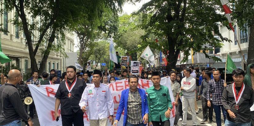 Rapor Merah untuk Wali Kota Bobby Nasution dari Cipayung Plus