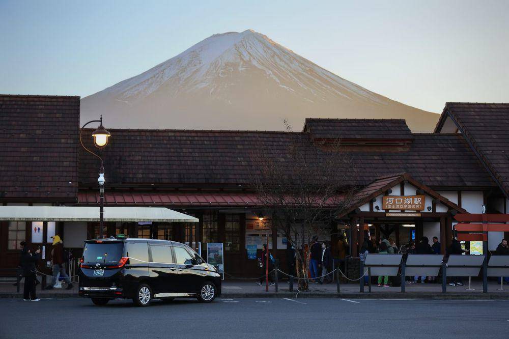 ilustrasi menuju Gunung Fuji (unsplash.com/Jiachen Lin)