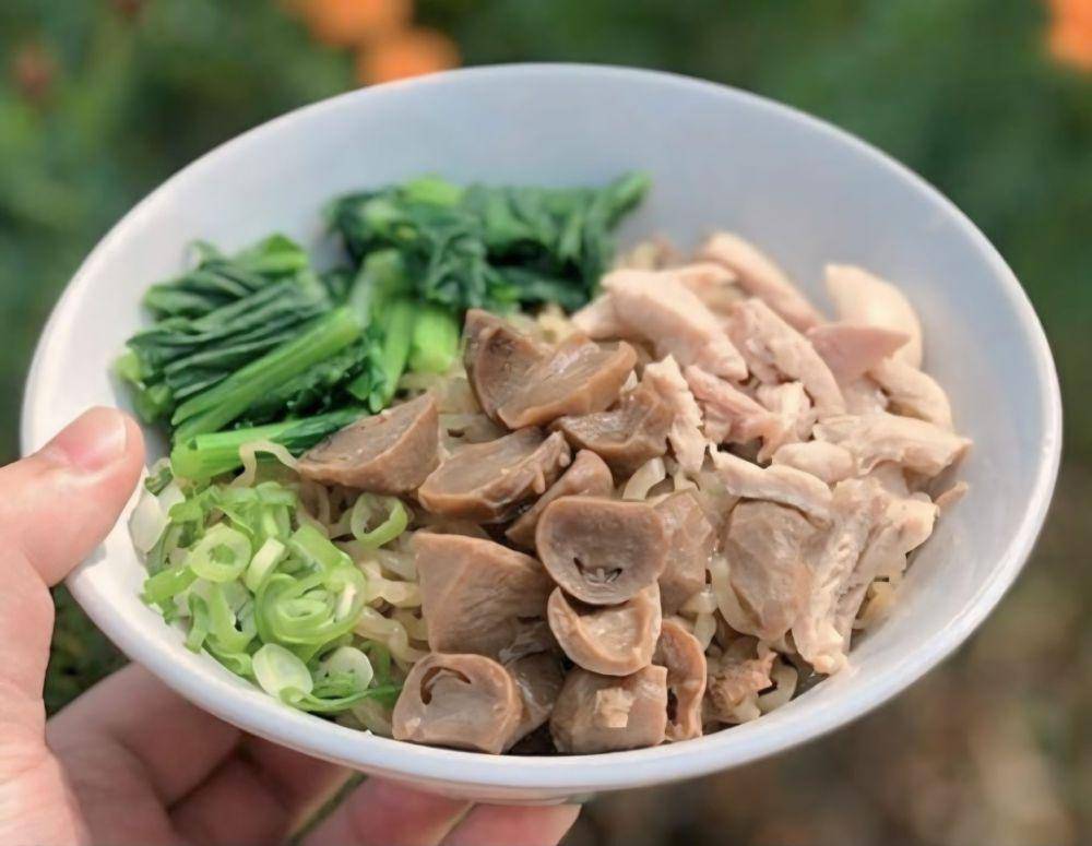 Bakmi JP (instagram.com/bakmijp)