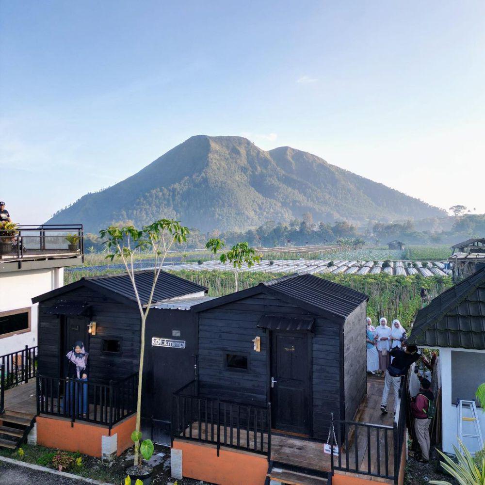 5 Keunikan Kotak Mimpi Glamping Magelang, Dikelilingi 7 Gunung Loh!