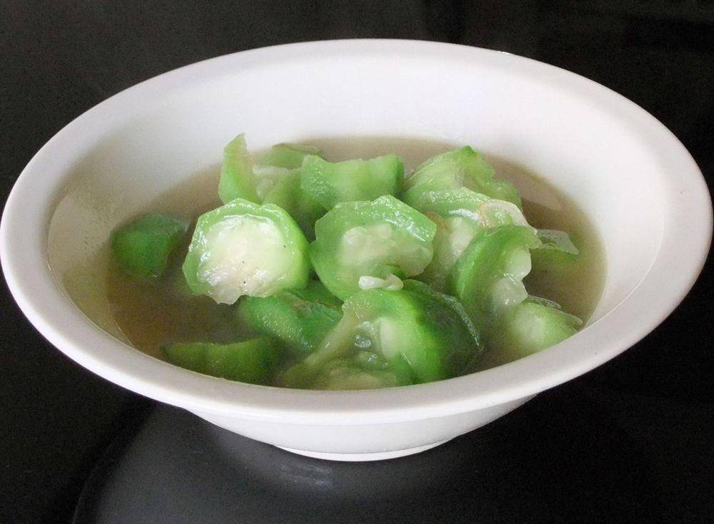 ilustrasi sayur oyong (commons.m.wikimedia.org/Midori)