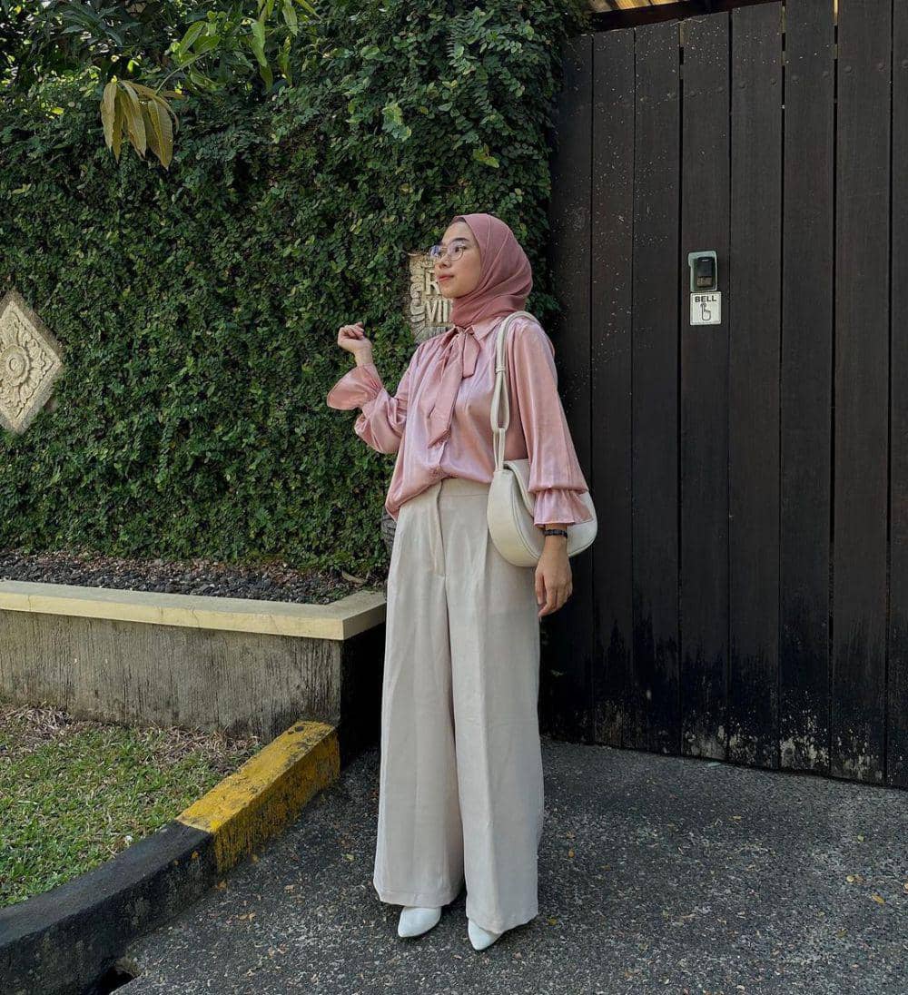Fitri Hasiani (instagram.com/_kakpit)