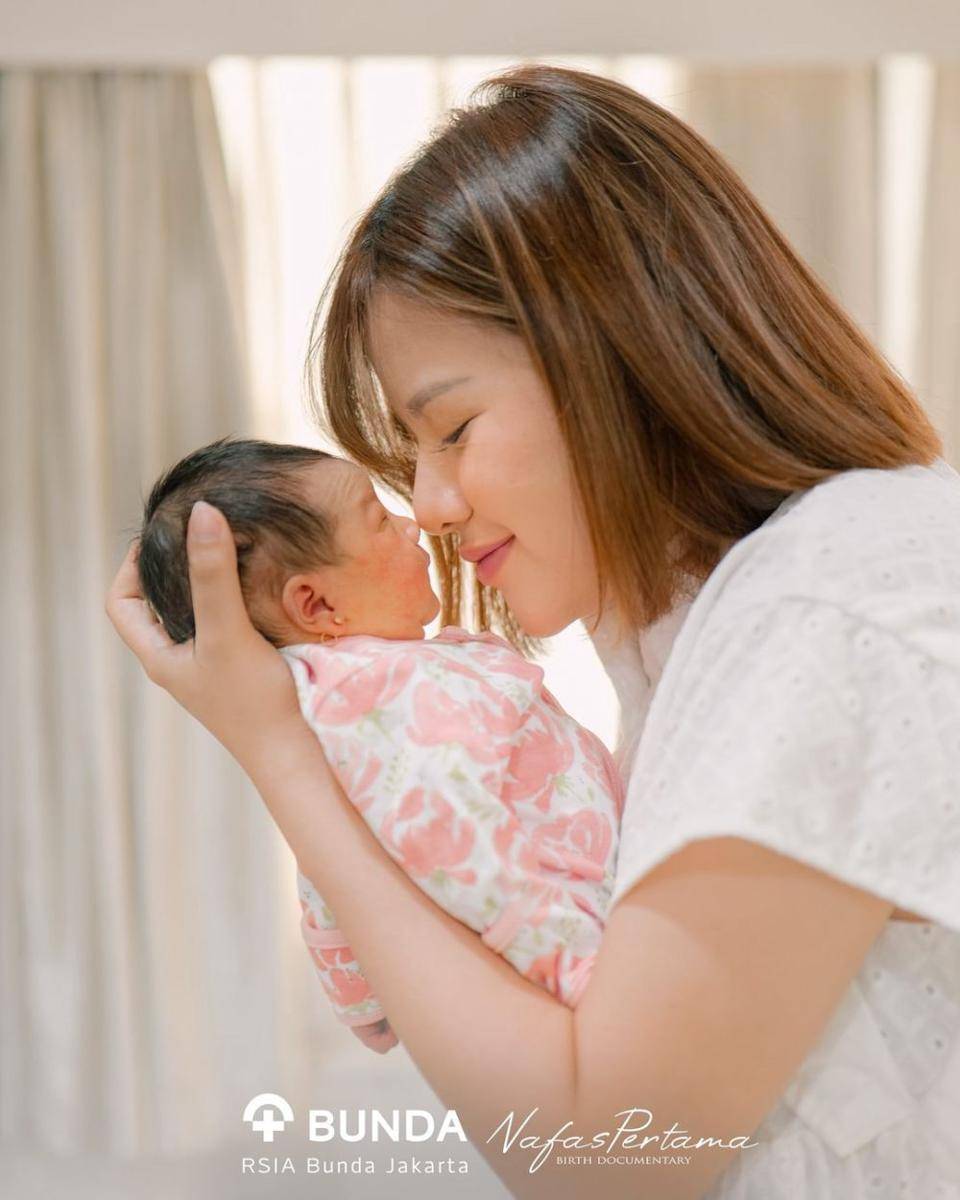 potret Anggi Marito dan buah hati (instagram.com/anggimarito)