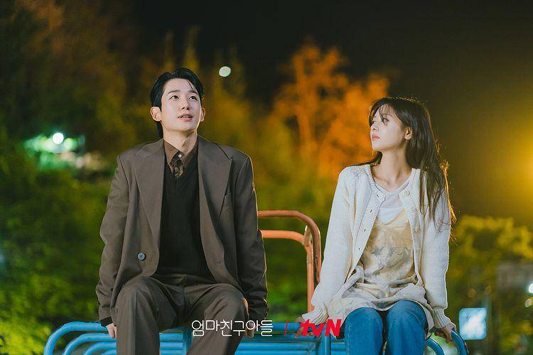 drama Love Next Door (instagram.com/tvn_drama)