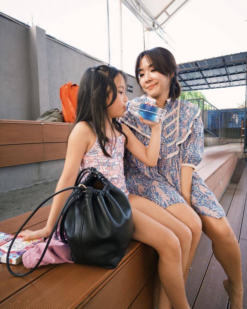 potret Gempi latihan renang (instagram.com/gisel_la)