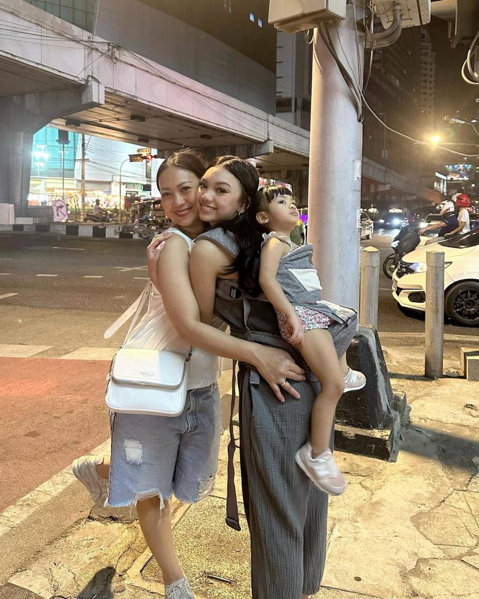 Naura Ayu dan Nola (Instagram.com/riafinola)
