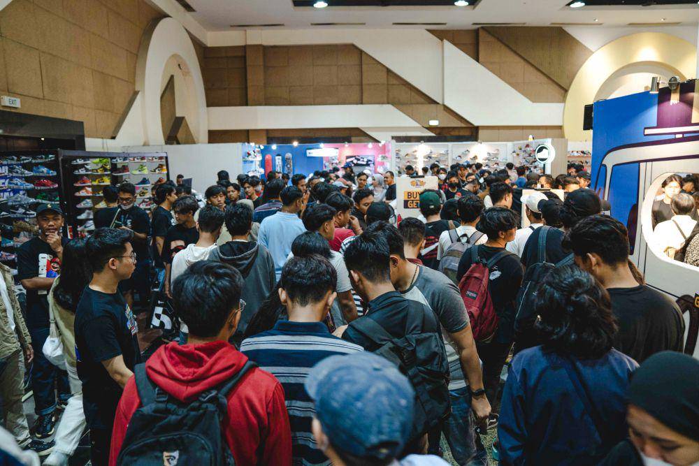 USS Downtown Market (Dok. USS Downtom Market)