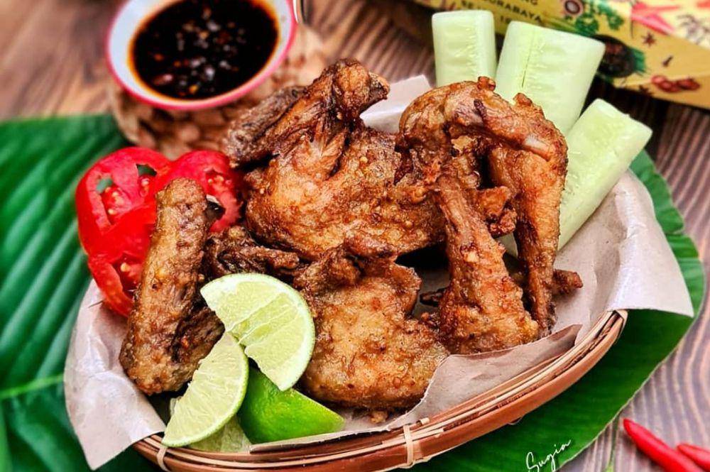 Ayam Goreng President (instagram.com/ayamgorengpresident_surabaya)