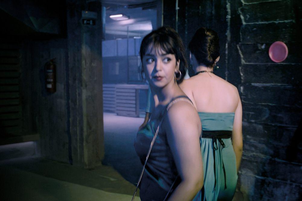 [REVIEW] Beauty and the Dogs, Geregetnya Dimanipulasi Aparat Negara
