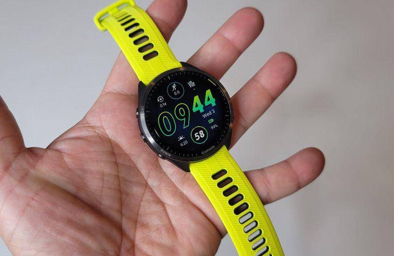 Garmin Forerunner 965 (youtube.com/Bazzar Repairs)