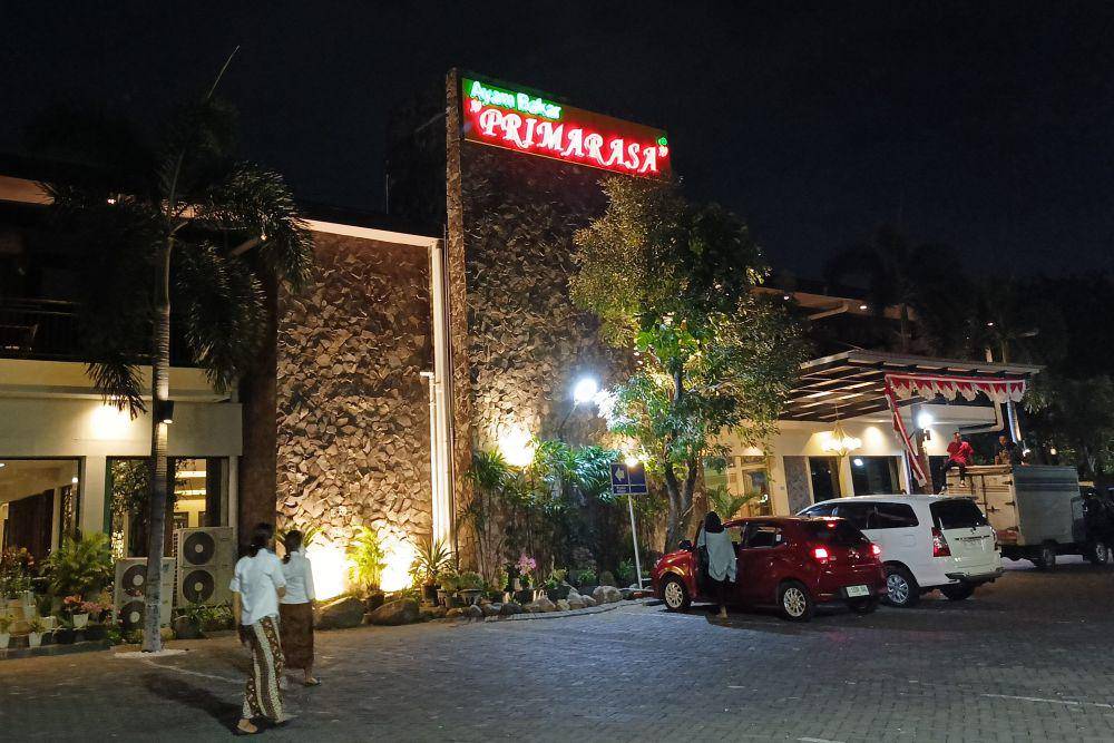 Tampak depan Rumah Makan Ayam Bakar Primarasa. IDN Times/Talita Hariyanto