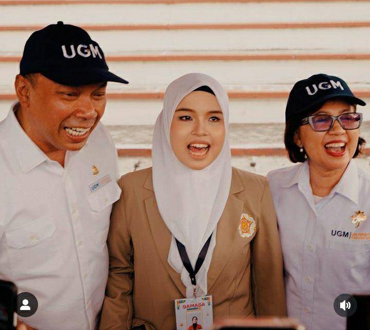 potret Putri Ariani di acara PIONIR Gadjah Mada (instagram.com/arianinismaputri)